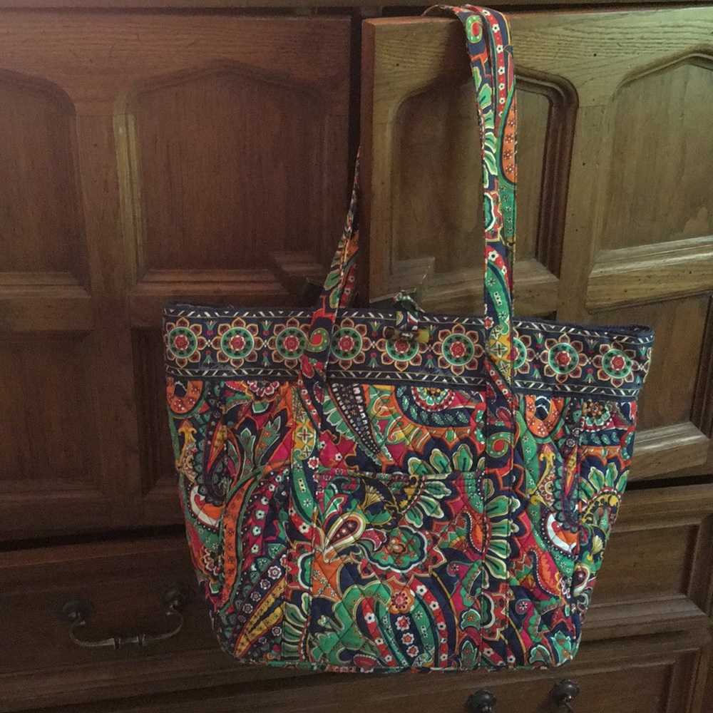 •Vera Bradley• NWOT Tote w/ Laptop Case Insert